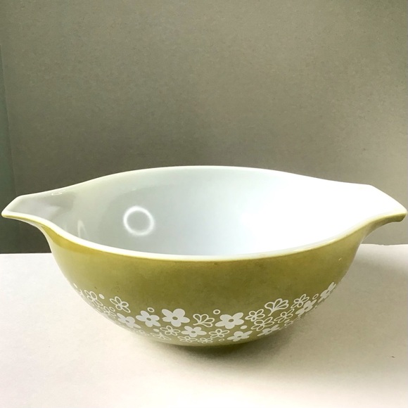 Vintage PYREX Spring Blossom Green Crazy Daisy Cinderella